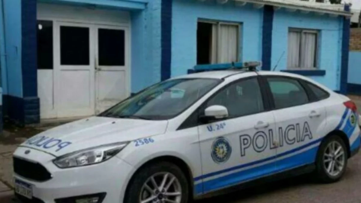 Estaba ebrio y entró a robar en un radiotaxi de Cipolletti