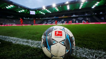En Alemania podría volver el fútbol con público