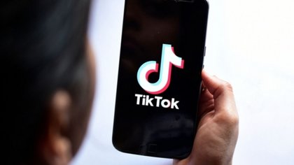 Estados Unidos estudia restringir el uso de TikTok