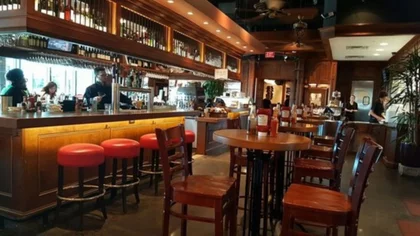 Allen reabre bares y restaurantes el próximo martes