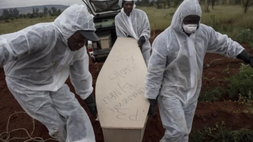 Sudáfrica: 1,5 millones de tumbas esperan muertes masivas por coronavirus