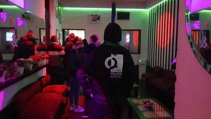 Servicios sexuales clandestinos, con demanda de cuarentena