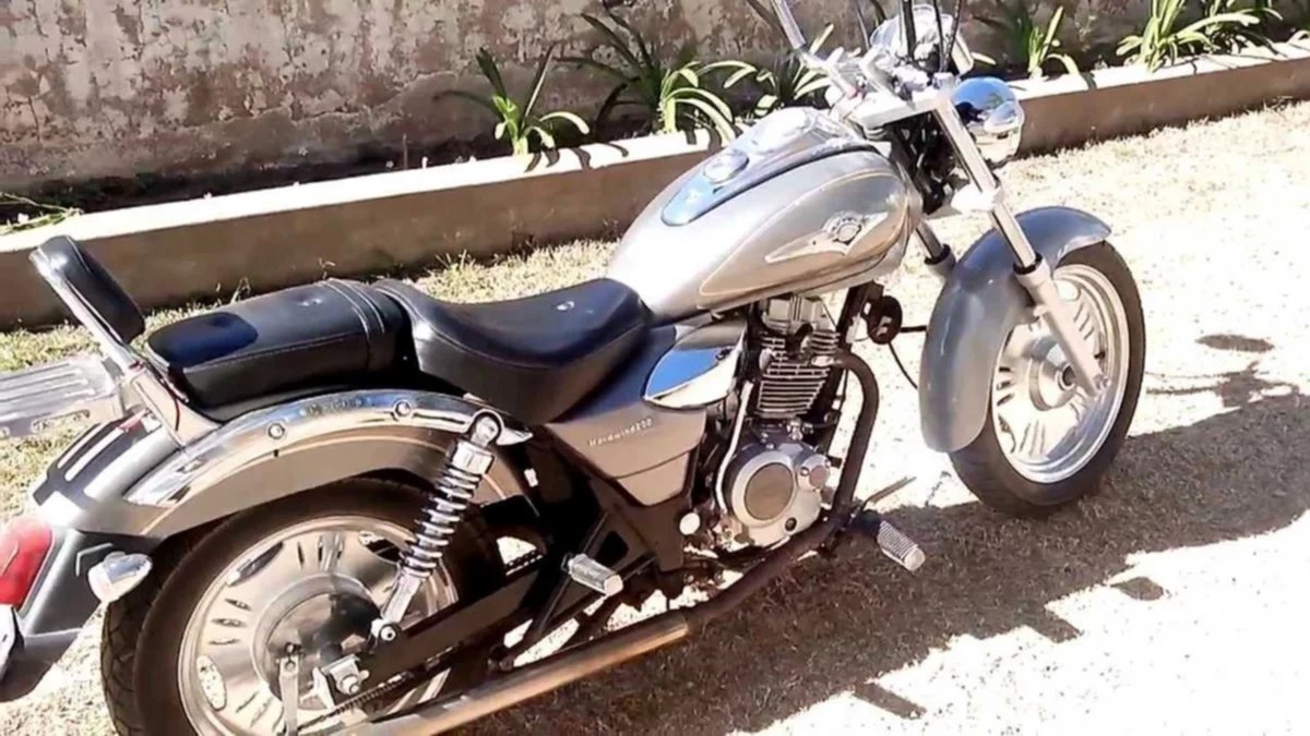Robaron la moto y la dejaron tirada para escapar
