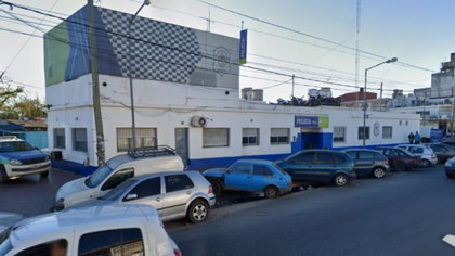 Su marido la mató a puñaladas y escapó