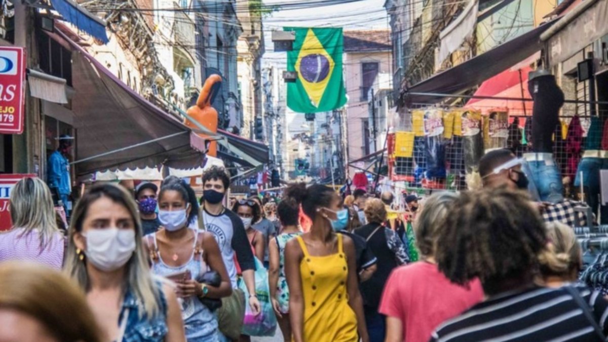 Nueve mil brasileños probarán una vacuna china