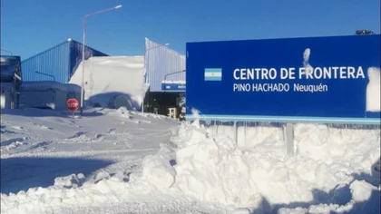Por la nieve cierran Pino Hachado y parte de la Ruta 237
