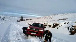 Salió a caminar, se perdió entre la nieve y tuvo que ser rescatado