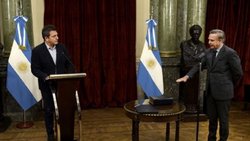 En 37 años, Pichetto estuvo sólo 13 meses desempleado