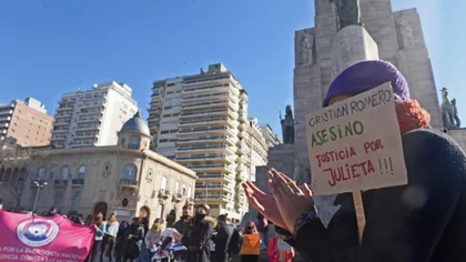 Tenía 19 años, la asesinaron y la tiraron a un pozo