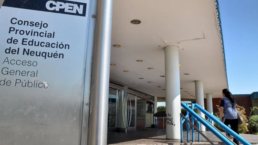 Con escuelas cerradas, prorrogan interinatos y suplencias
