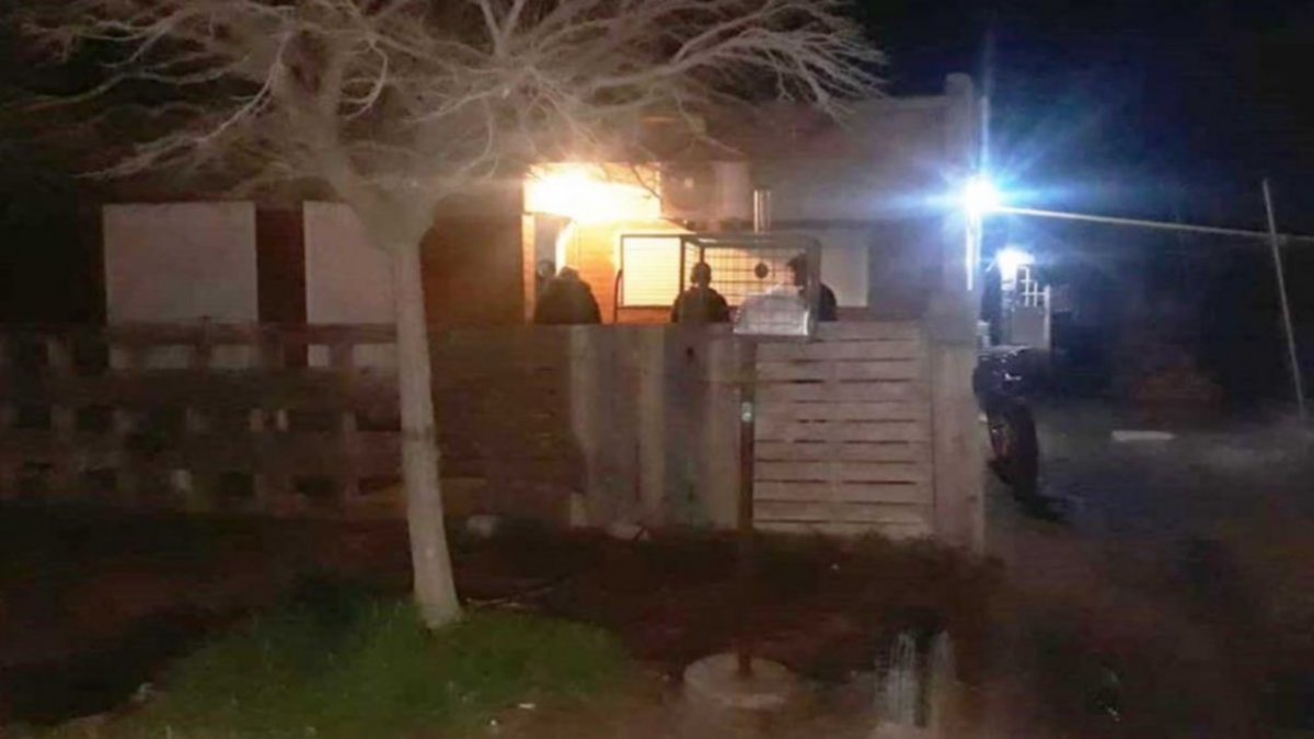 Con 16 años, agarró un hacha: hizo un desastre en una fiesta