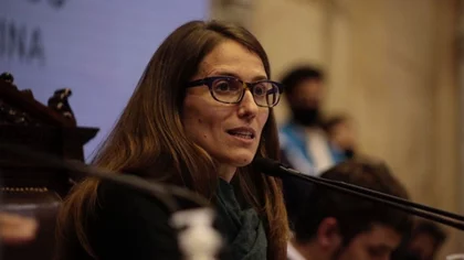 Ministra de Mujeres se suma al coro contra el fiscal Terán