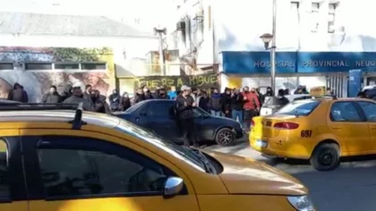 Taxistas abrazaron el hospital: “Miguel está peleando por su vida”