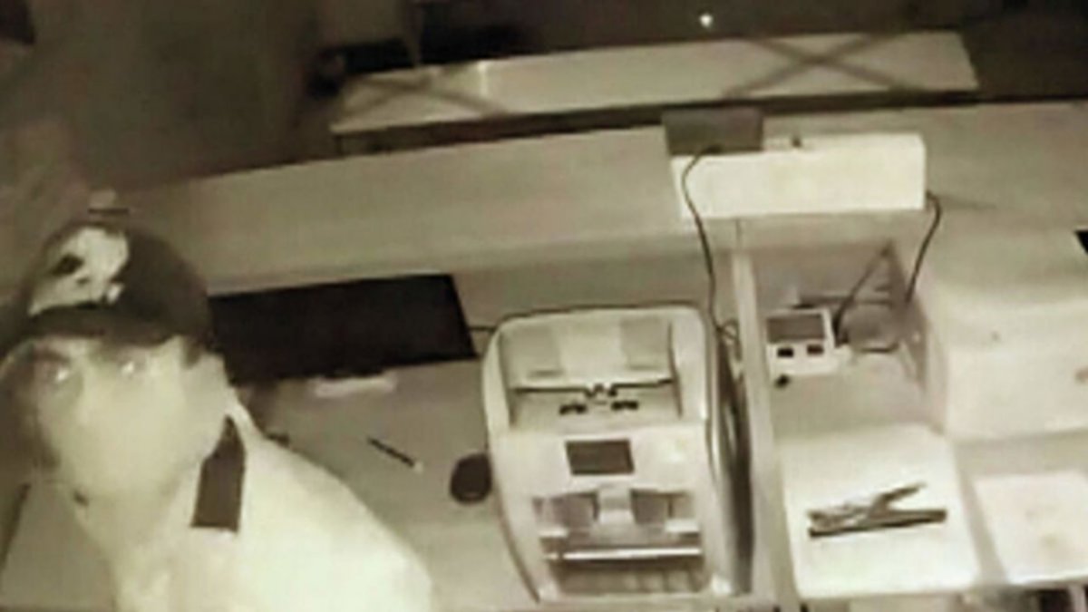 Con una amoladora quiso robar el banco: terminó degollado
