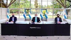 Cuarentena hasta el 30 de agosto, "pero con una ventana de esperanza"