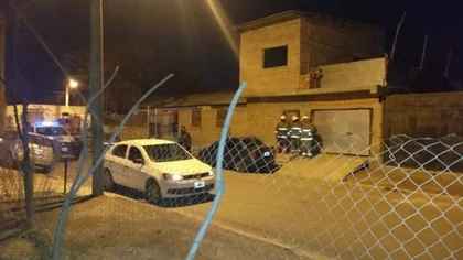Recuperó su casa, pero todavía no puede volver de Chile