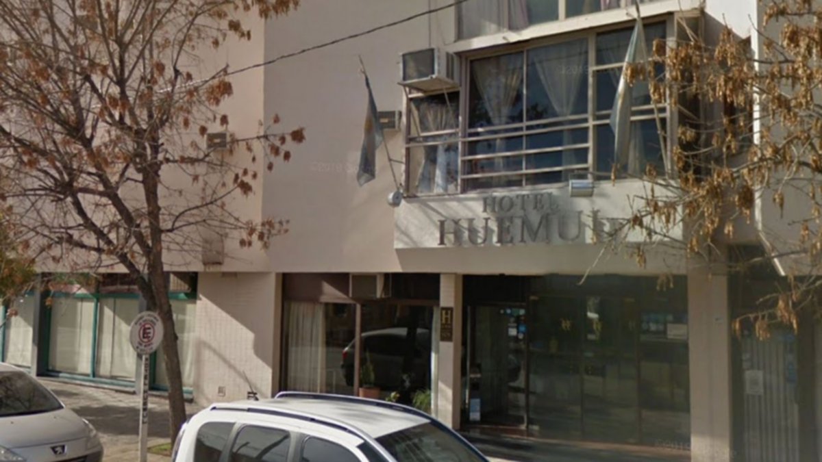 Intentó llevarle puchos y cervezas a su marido con Covid