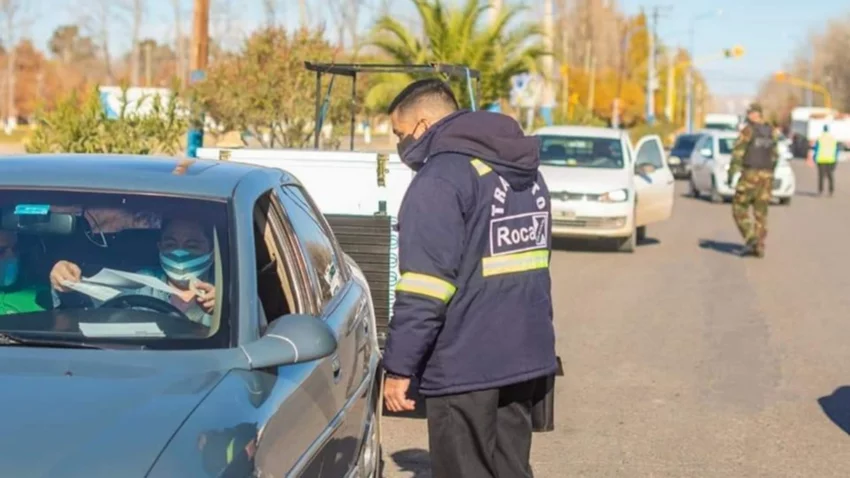 Acusaron a mujer de querer zafar de un control, y tuvieron que disculparse