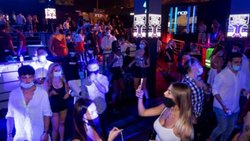 En Italia cierran discotecas para evitar mayores contagios de Covid-19