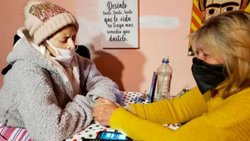 “Podría haber estado al lado de su hija para abrazarla”
