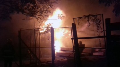 Un hombre murió calcinado tras arder su precaria casa