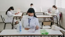Cinco estados de Brasil planean la vuelta a las aulas