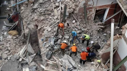 ¿Milagro? Detectan posibles señales de vida bajo los escombros