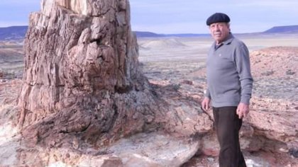 El sobreviviente del avión y del olvido
