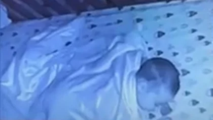 Escalofriante: fantasma acecha a bebé mientras duerme