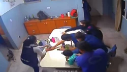 Bomberos salvaron la vida de un niño de 3 años
