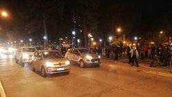 Bocinazo en protesta contra restricciones a la circulación