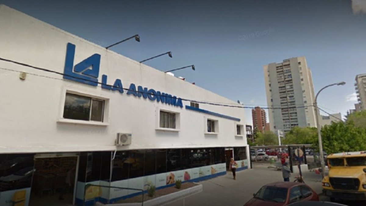 Otro supermercado con Covid, cerró hasta mañana