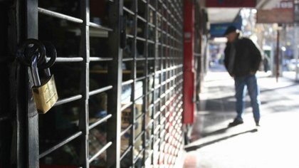 Hay un promedio de 9 comercios cerrados por cuadra, en todo el país