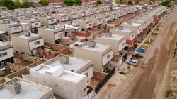 "Papá nos tiró ladrillos": Golpeó a su ex y a su hijita