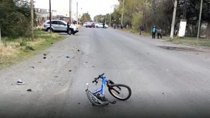 Iba en moto a exceso de velocidad y mató a un nene de 7 años