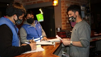 Las salidas nocturnas en Neuquén serán más controladas