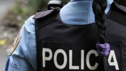 Le negaban el ascenso en la policía ¿por ser mujer?