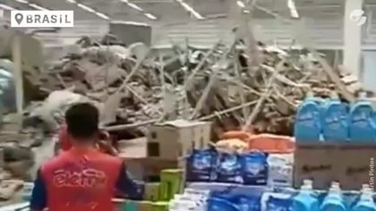Derrumbe mortal en un super de Brasil