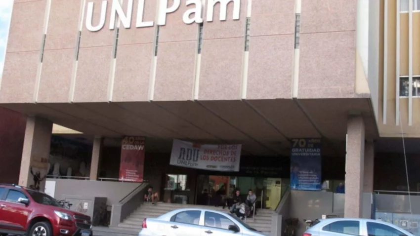 Universidad de La Pampa gestiona vuelta a las aulas