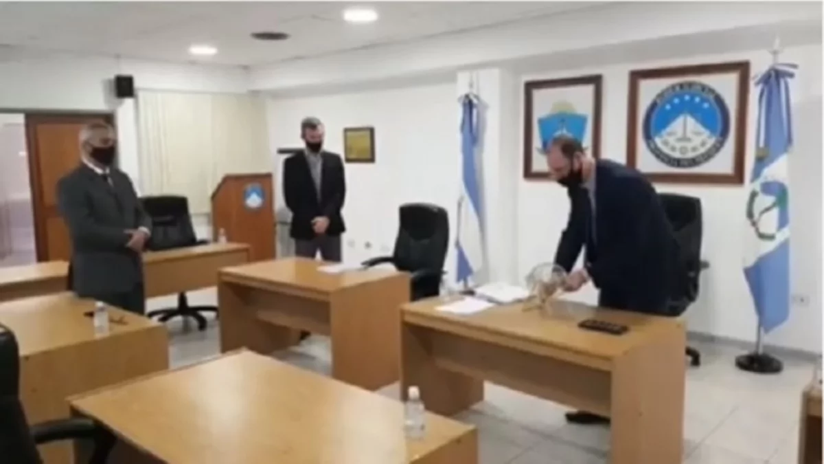 Completaron por sorteo los jurados para dos fiscales