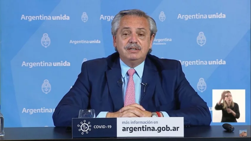 Autorizan reuniones de hasta 10 personas al aire libre