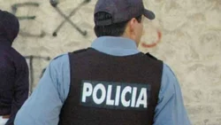 Mordió y trompeó a un policía: quedó detenido