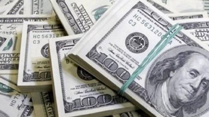 El dólar imparable obligó a vender reservas