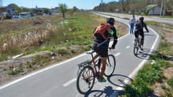 Las bicisendas también pueden ser utilizadas por peatones
