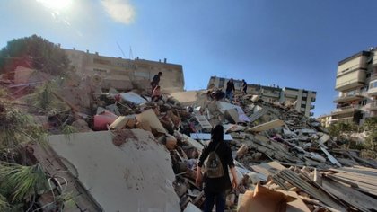 Terremoto y pánico en Turquía y Grecia