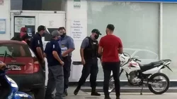 Le robaron la moto, la buscó en Facebook y la recuperó