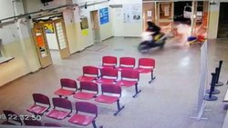 Preventiva para el hombre que entró en moto al hospital