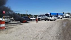 Otra vez cortan la ruta 22 en Puente 83, los vecinos