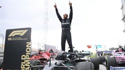Hamilton igualó a Schumacher: siete campeonatos