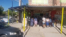 Rebelión: fue la policía y se negaron a cerrar el kiosco